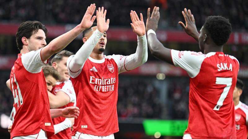 孔帕尼：不关注本菲卡与格雷罗的传闻，任何转会只会内部讨论（孔帕尼：不理会本菲卡与格雷罗传闻，转会事宜仅在内部讨论）