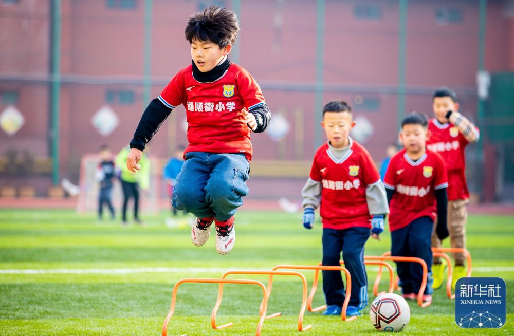 安帅：米利唐踢右后卫表现很好；有些惊讶埃斯特旺的天赋（安切洛蒂：米利唐踢右后卫表现出色，对埃斯特旺的天赋略感意外）